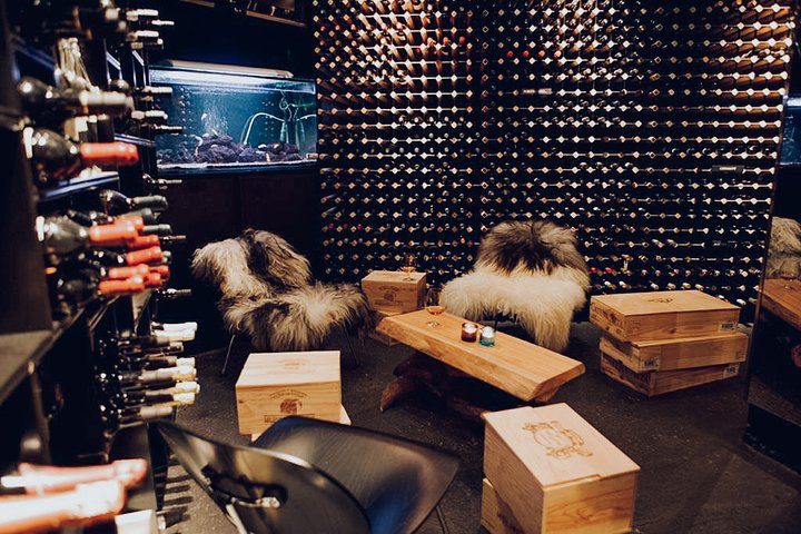 Foroyar Lounge