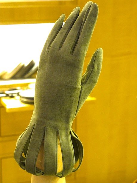 Glove1